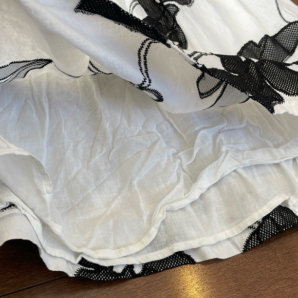 Halter dress - Picture 3 of 7